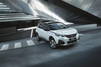 VÌ SAO CHỈ LÀ PEUGEOT 5008 ?